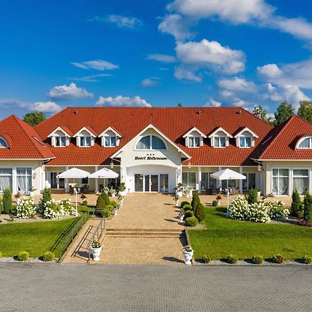Hotel Millenium Góra Motyczna Dış mekan fotoğraf
