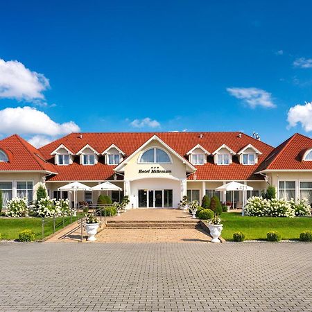 Hotel Millenium Góra Motyczna Dış mekan fotoğraf