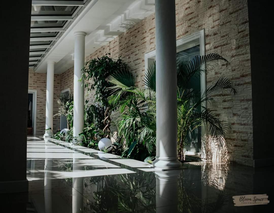 Hotel Millenium Góra Motyczna Dış mekan fotoğraf