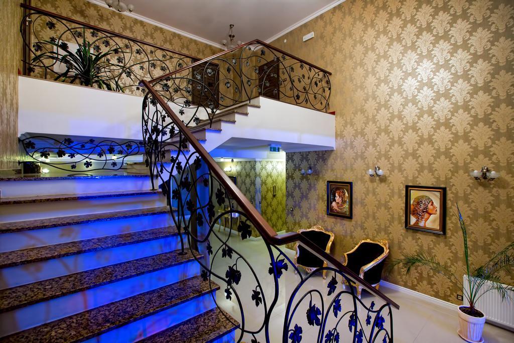Hotel Millenium Góra Motyczna Dış mekan fotoğraf